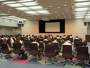 講演